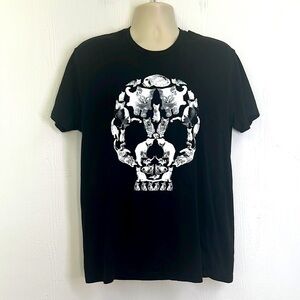 Lootcrate - Black And White Kitten Skull Graphic Short Sleeve Shirt Size Large
